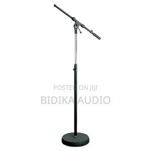 Soundking Dd085 Microphone Stand With Round Base