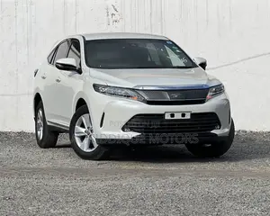Toyota Harrier 2.0 2019 Off white