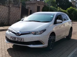 Toyota Auris 2016 White