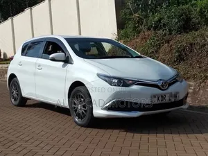 Toyota Auris 2016 White