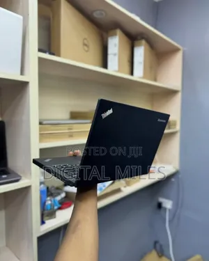 Laptop Lenovo ThinkPad X250 8GB Intel Core i5 SSD 256GB