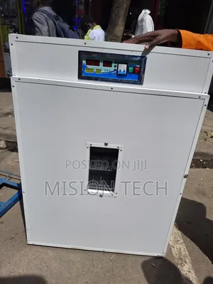 1056-Egg Capacity Fully Automatic Incubator**