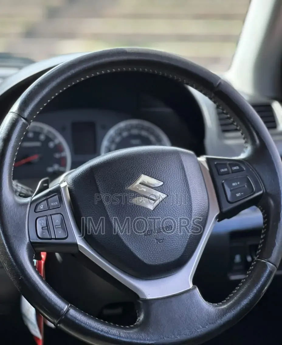 Suzuki Swift 2014 Green