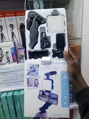 Ay-49 Live Streaming Kit With Bluetooth Remote Control