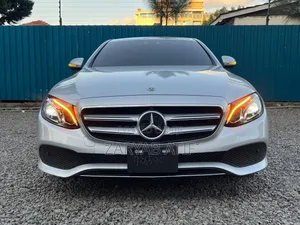 Mercedes-Benz E200 2018 Silver