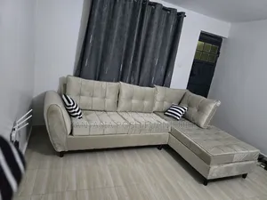Hot Deal: 5 Seater Corner Sofa in Cream on Sale