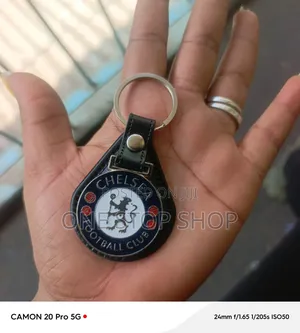 Chelsea Keyring With Leather Base and Metallic Badge Insert