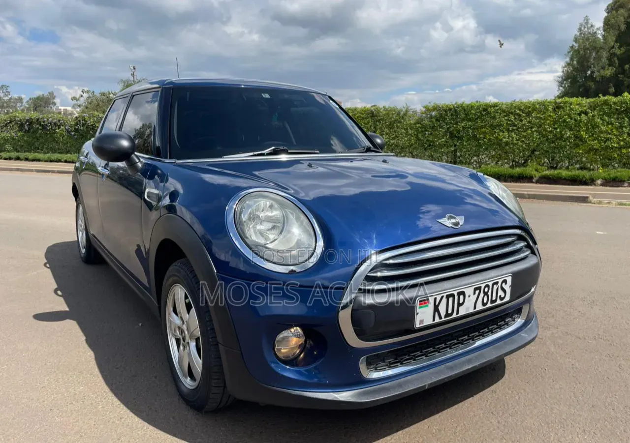 Mini Cooper 2016 Blue
