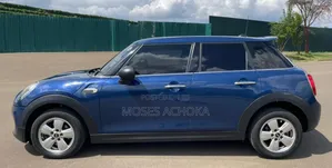Mini Cooper 2016 Blue