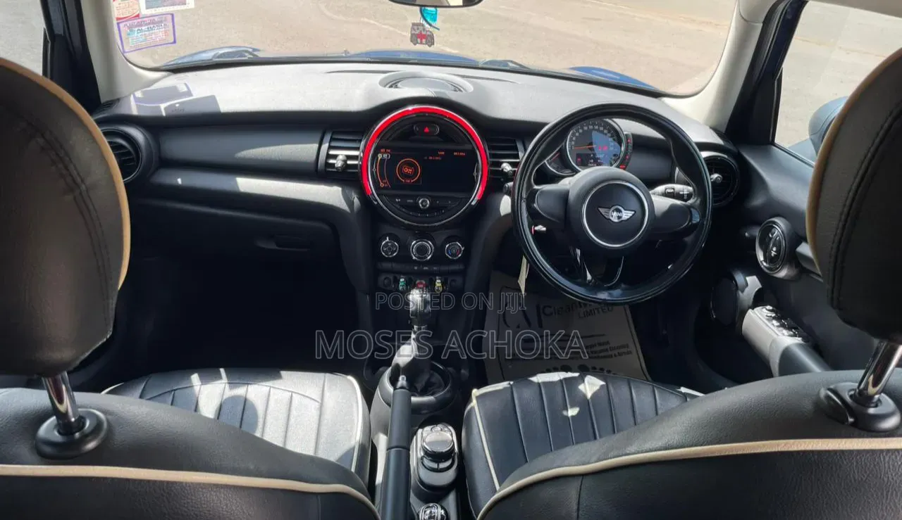 Mini Cooper 2016 Blue