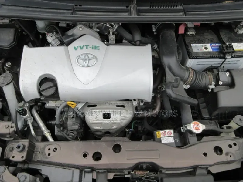 Toyota Sienta 2019