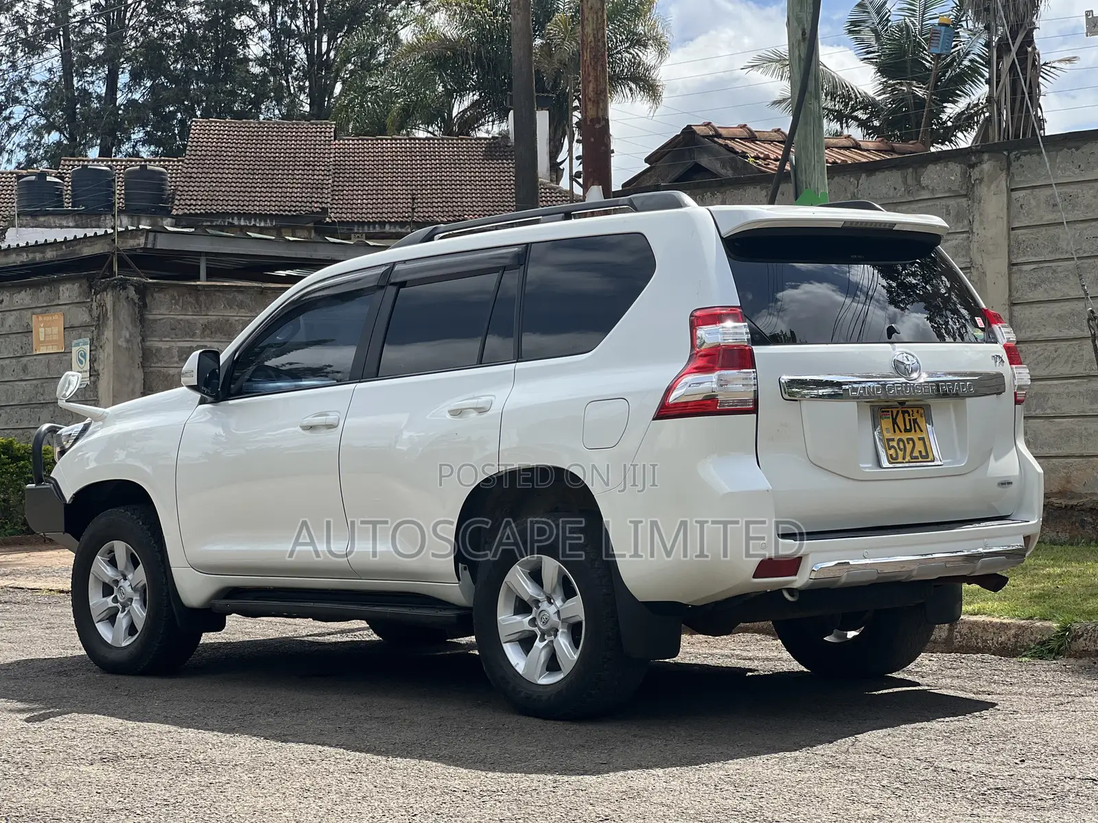 Lexus LX 2016 Brown