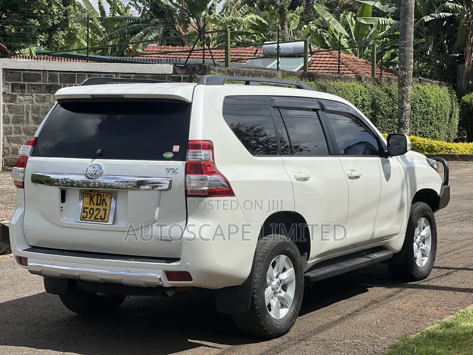 Lexus LX 2016 Brown
