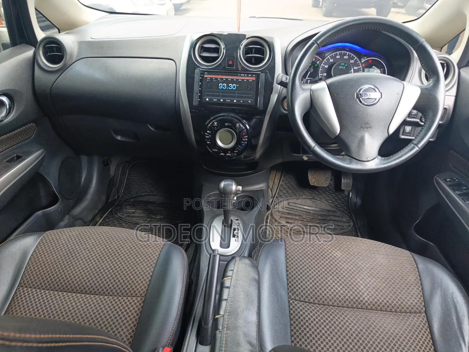 Nissan Note 2015 Black