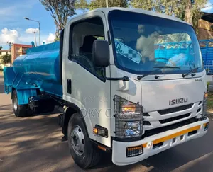 Isuzu NPR Water Boozer