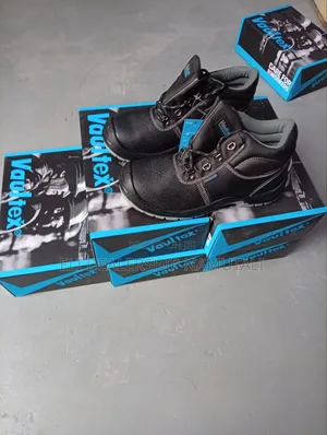 Maximum Protection Heavy-duty Vaultex Safety Shoes