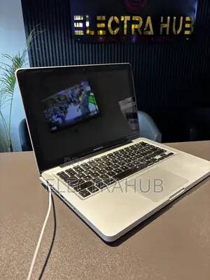 Laptop Apple MacBook Pro 2015 8GB Intel Core i5 HDD 500GB