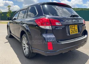 Subaru Outback 2013 Blue