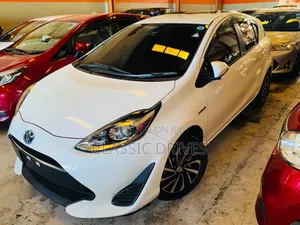 Toyota Aqua 2019 White