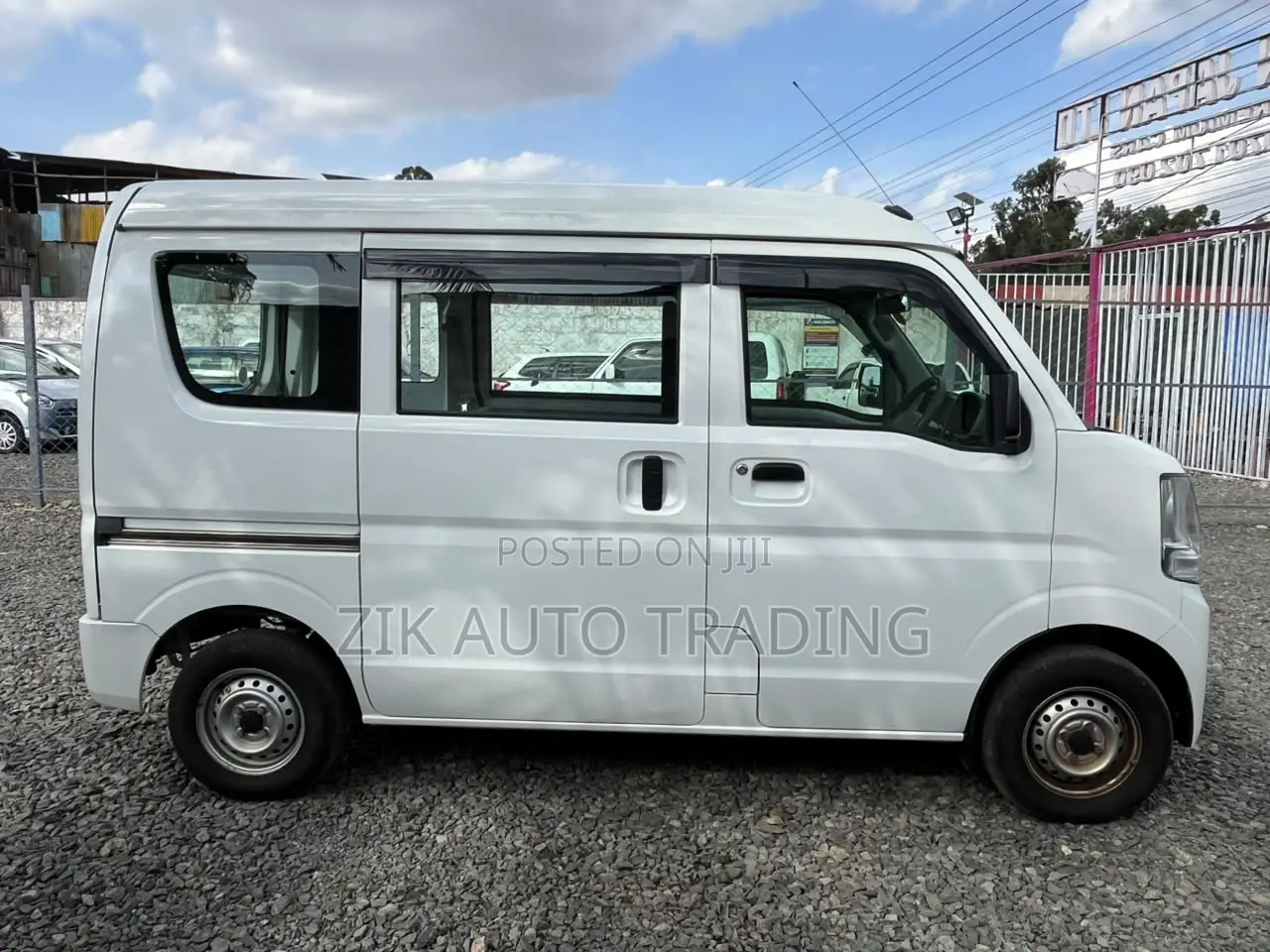 Suzuki Every 2019 White