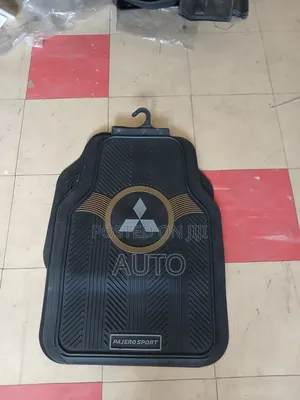 Mitsubishi Pajero Sport Car Floor Mats | Durable All-Weather Mats