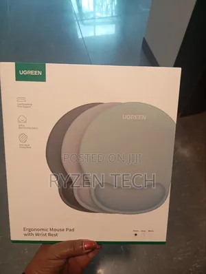 Ugreen Ergonomic Mouse Pad With Wrist Rest