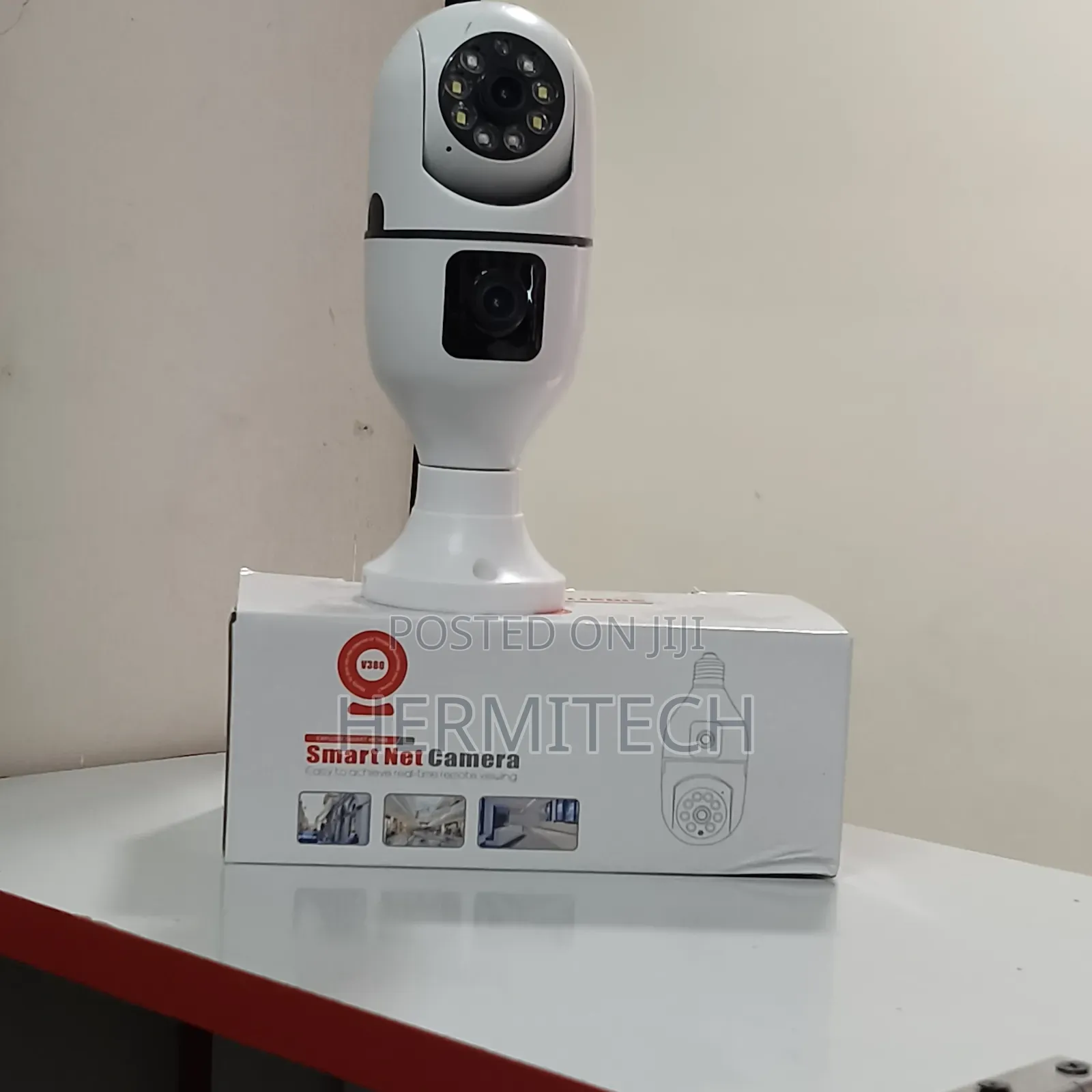 Dual Lens Wireless Bulb CCTV Camera Surveillance Camera