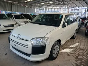 Toyota Succeed 2019 White