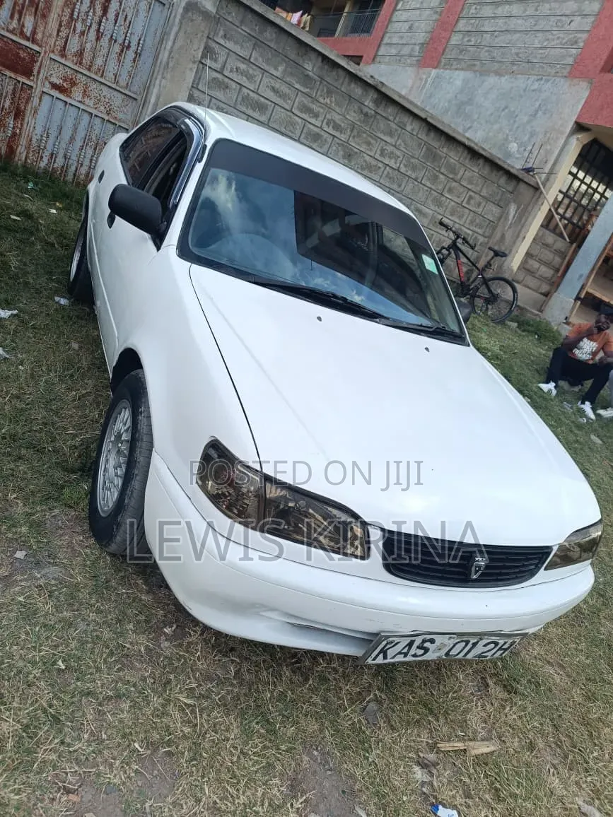 Toyota Previa 2004 White