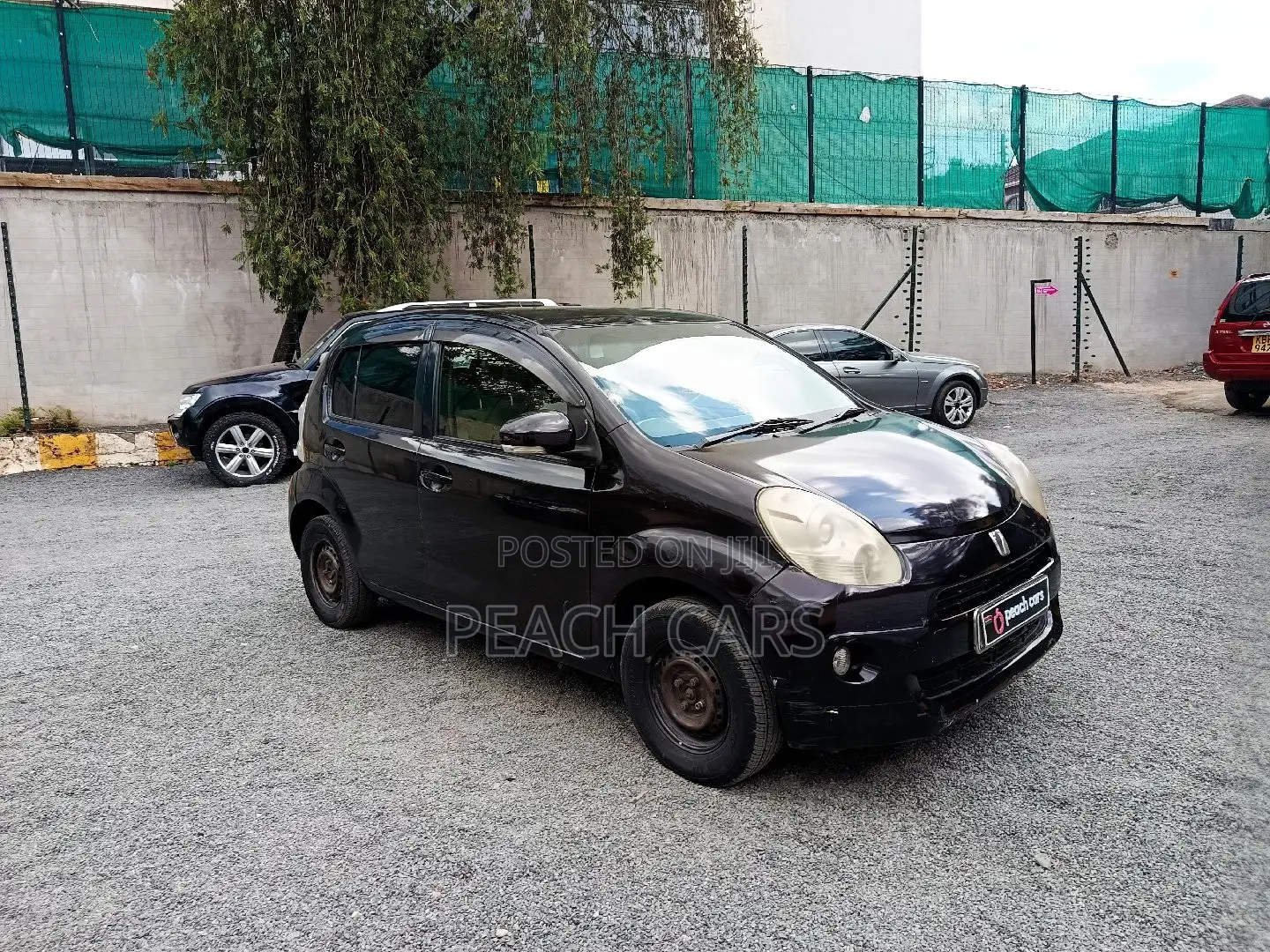 Toyota Passo 2013 Maroon