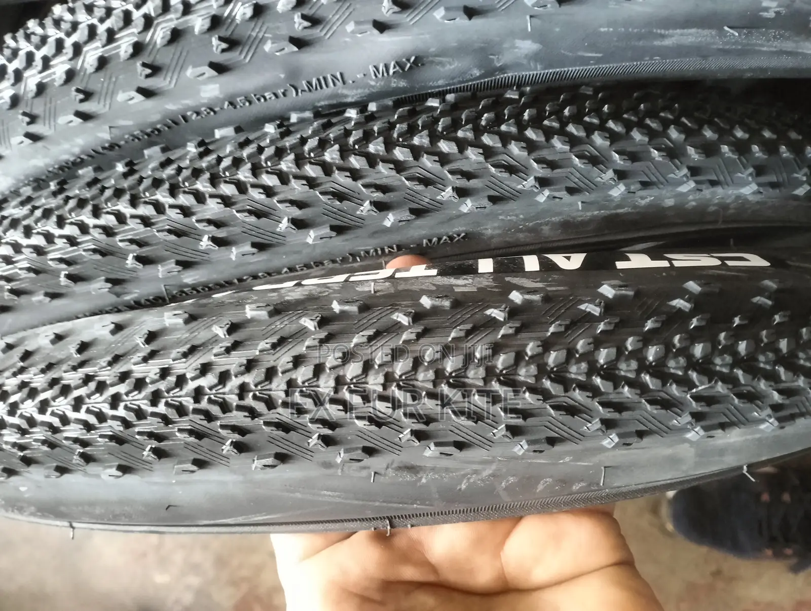 CST 26x1.95 CMT-15 Tire