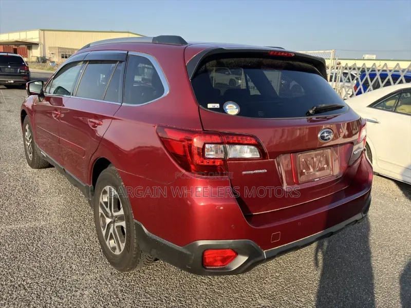 Subaru Outback 2019 Maroon