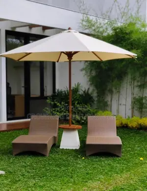 Branded Hotel Garden Umbrella/Parasol
