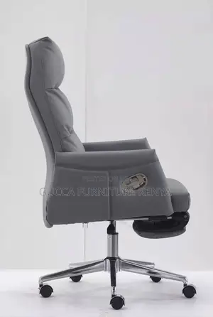 Executive Arm Leather Boss Chair.