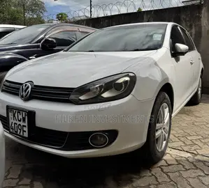 Volkswagen Golf 2013 White