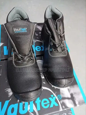 Vaultex Steel Toe Safety Shoes Built For Maximum Protection