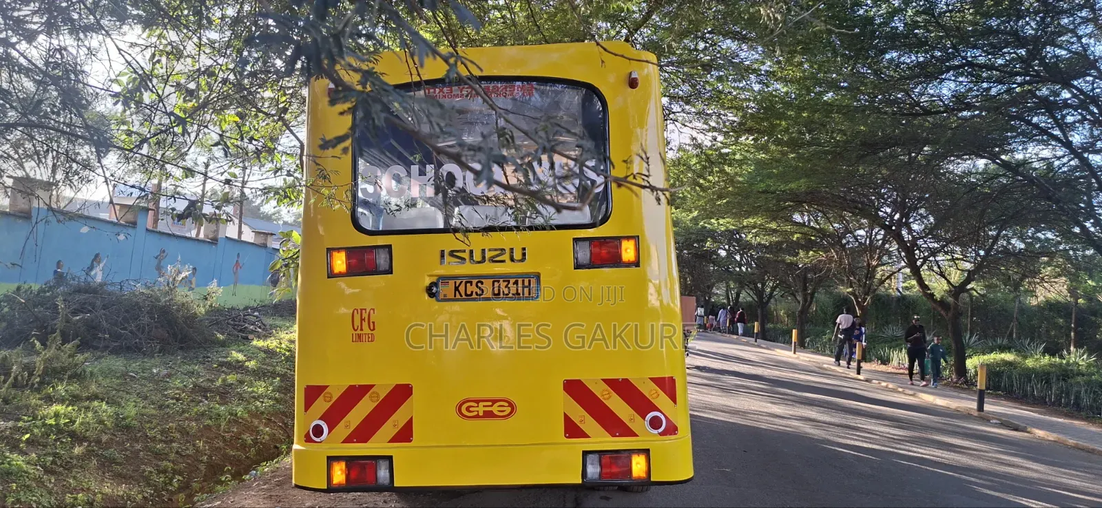 Isuzu NQR 2018 Yellow