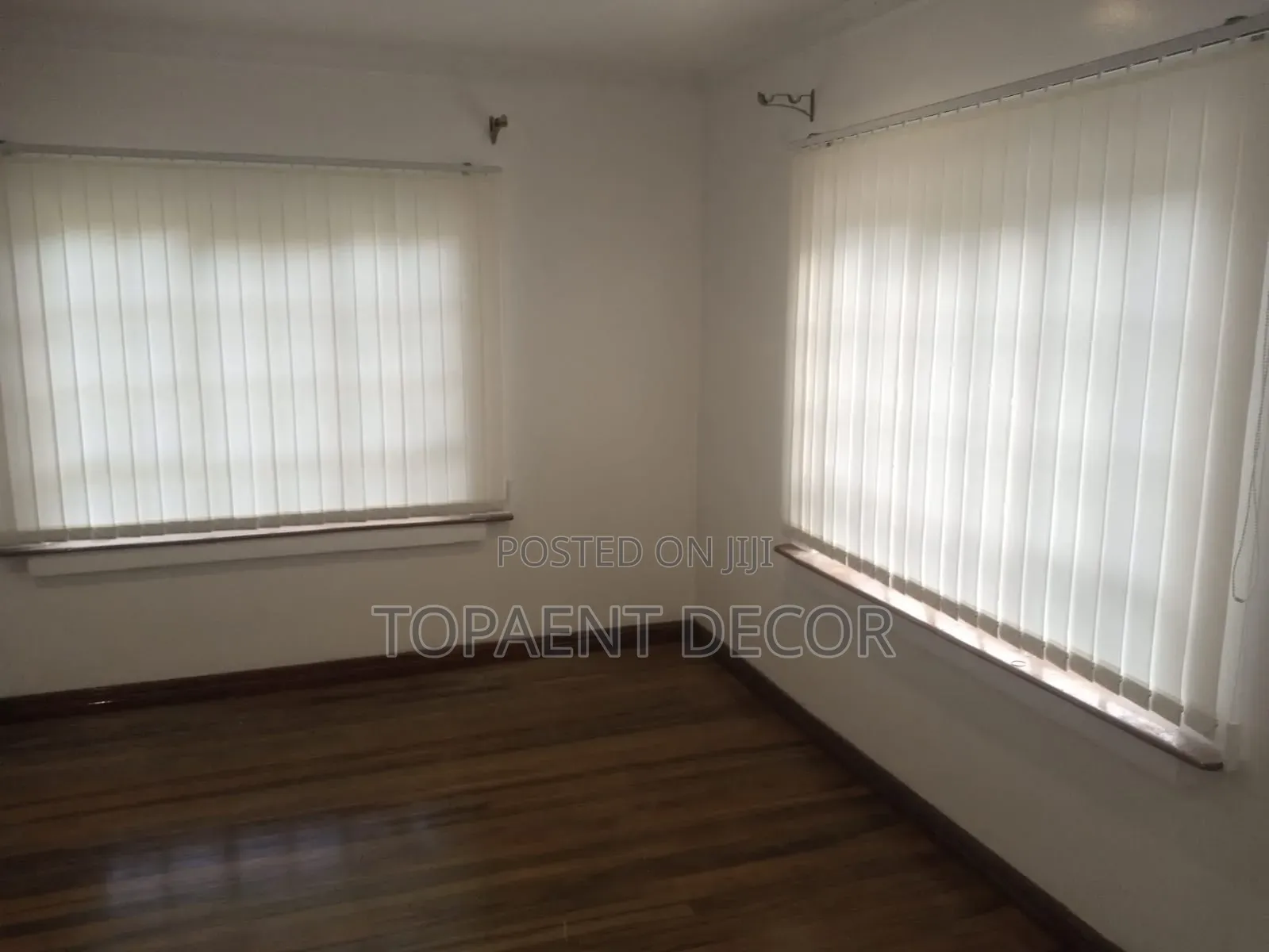 Pull of Privacy Hospital Window Vertical Blinds
