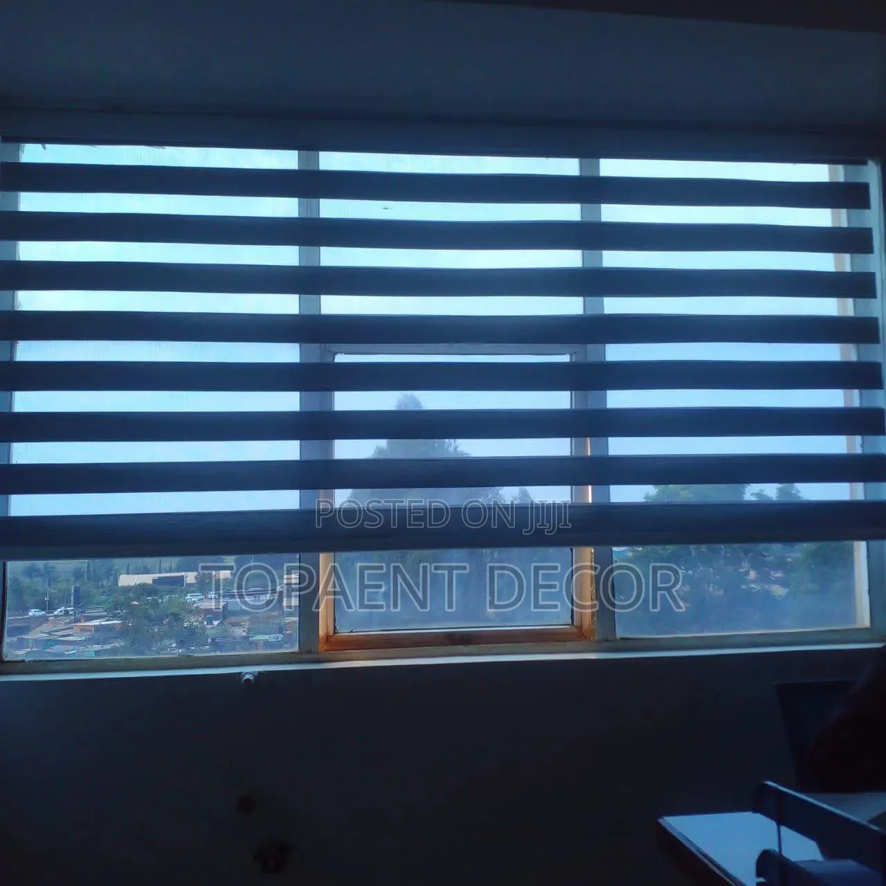 Elegance in Every Slat Horizontal Office Window Blinds
