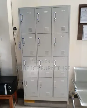 Executive 12locker Door Cabinet