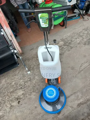 Floor Scrubber Machine
