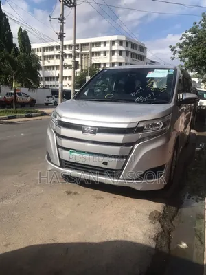 Toyota Voxy 2020 Silver