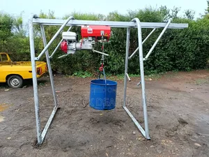 Lori Concrete Hoist