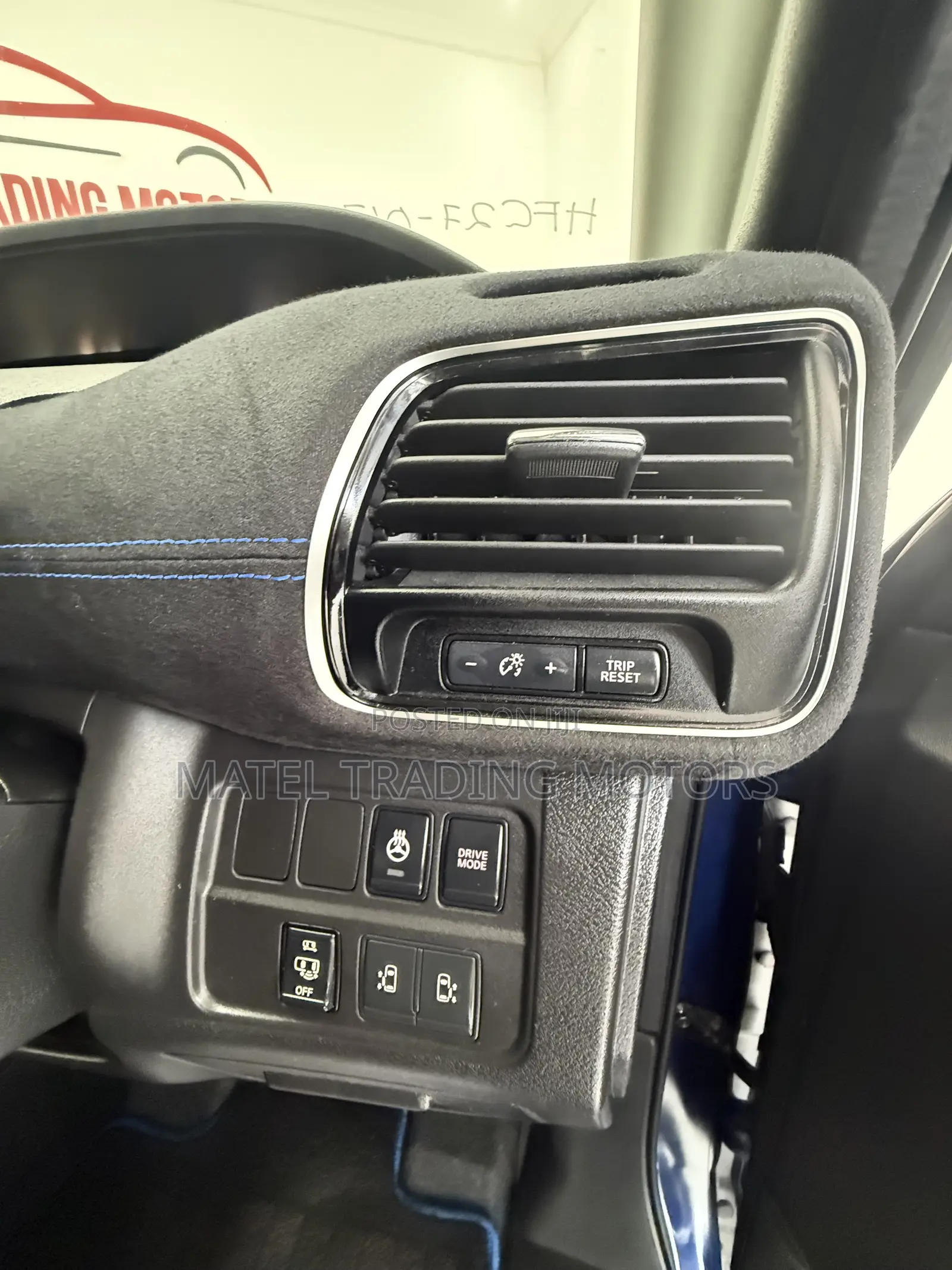 Nissan Serena 2019 Blue