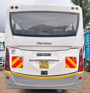 Isuzu NQR 2014 White
