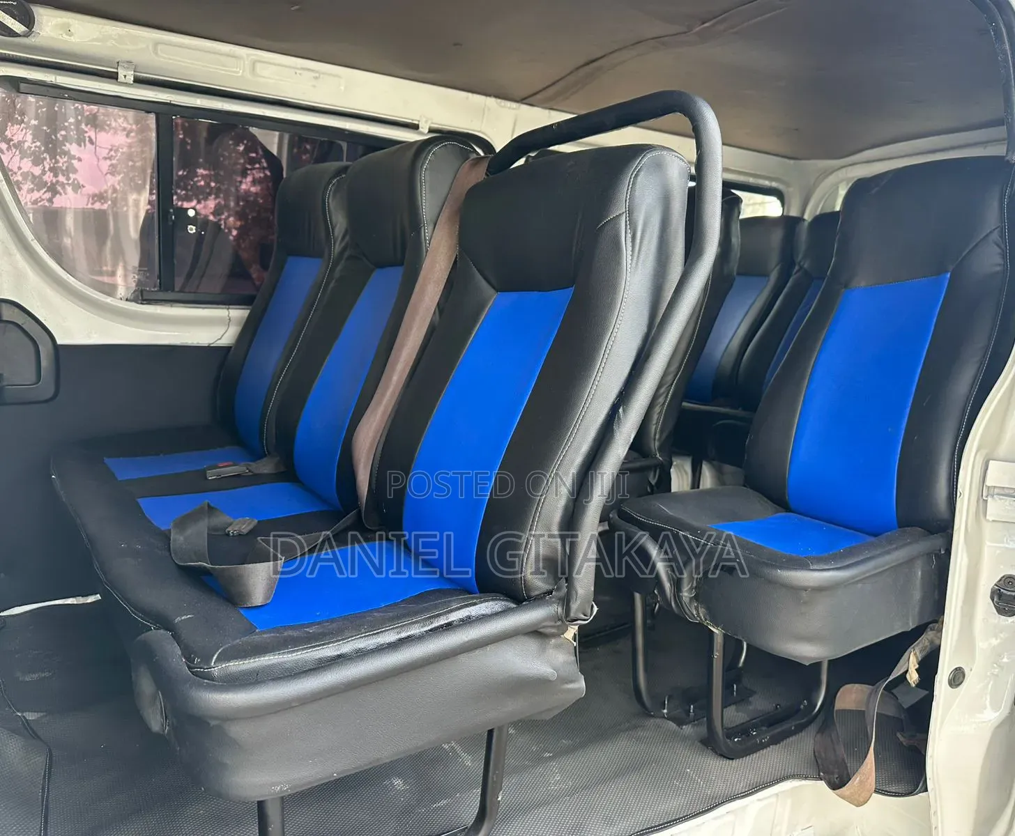 Toyota HiAce 2013 White
