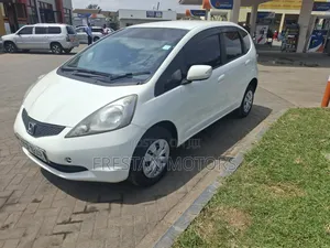 Honda Fit 2010 White