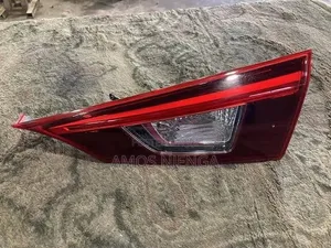 Mazda Axela Saloon 2014 Bootlight