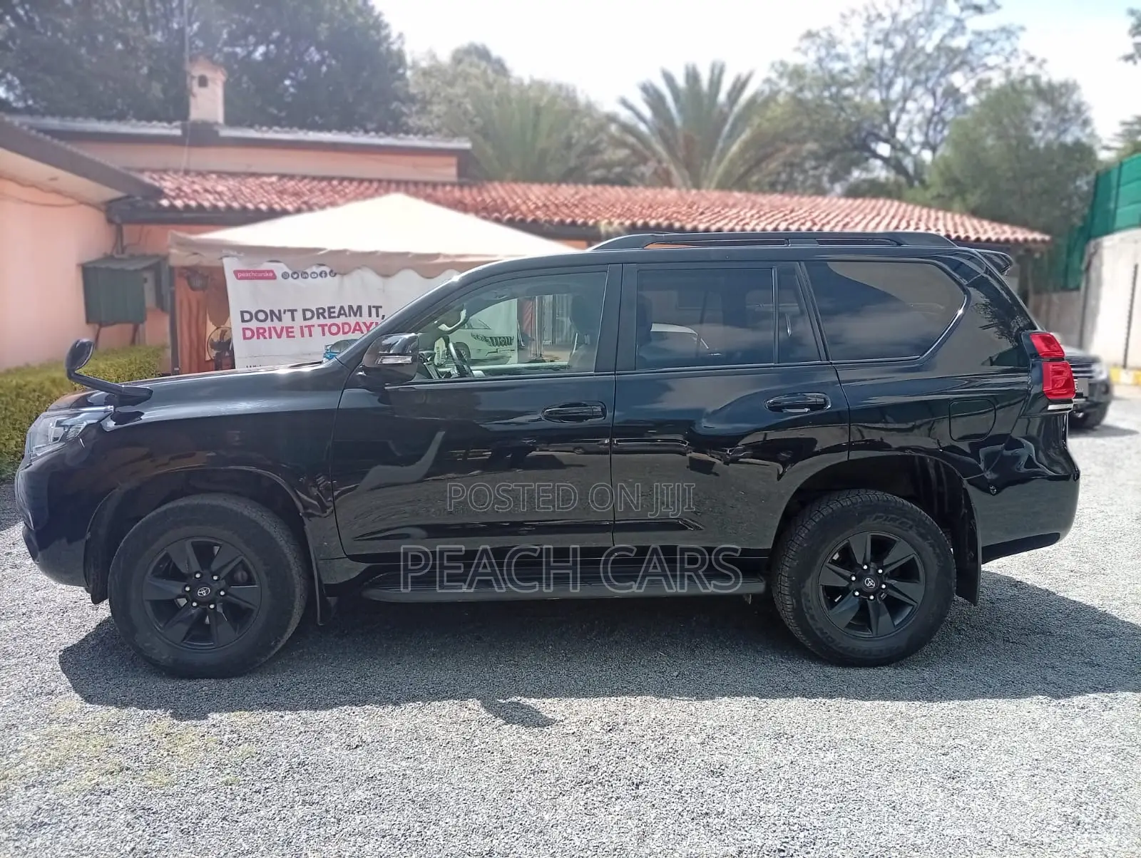 Toyota Land Cruiser Prado 2018 Black