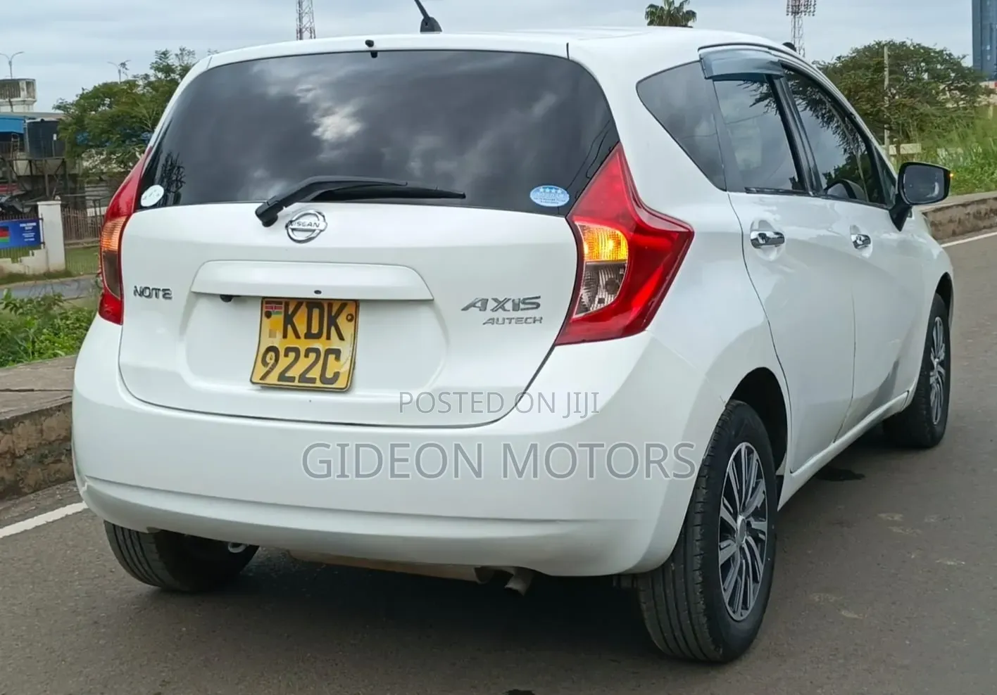Nissan Note 2015 White